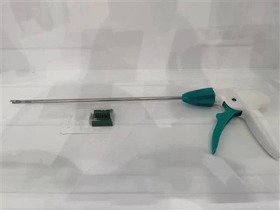 Eldobható automatikus klip -felperes